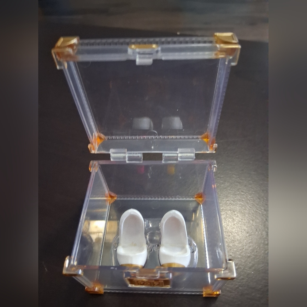 Rainbow High Clear Doll Display Case with Colorful Pump Heel Doll Shoes